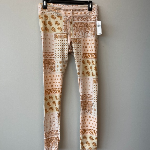 Anthropologie- Upside Bandana Yoga leggings NWT - Picture 2 of 7